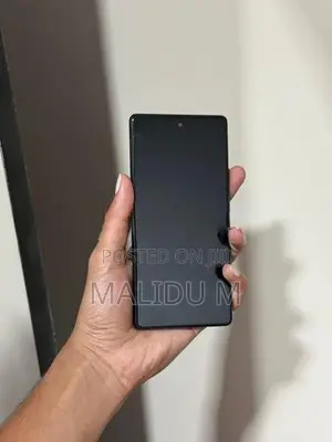Google Pixel 6 12GB / 256GB (Used)