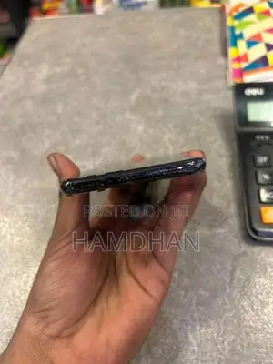 Apple iPhone X (Used)