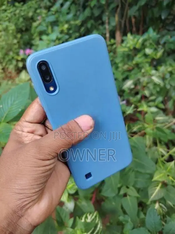 Samsung Galaxy M10 2GB 16GB (Used)