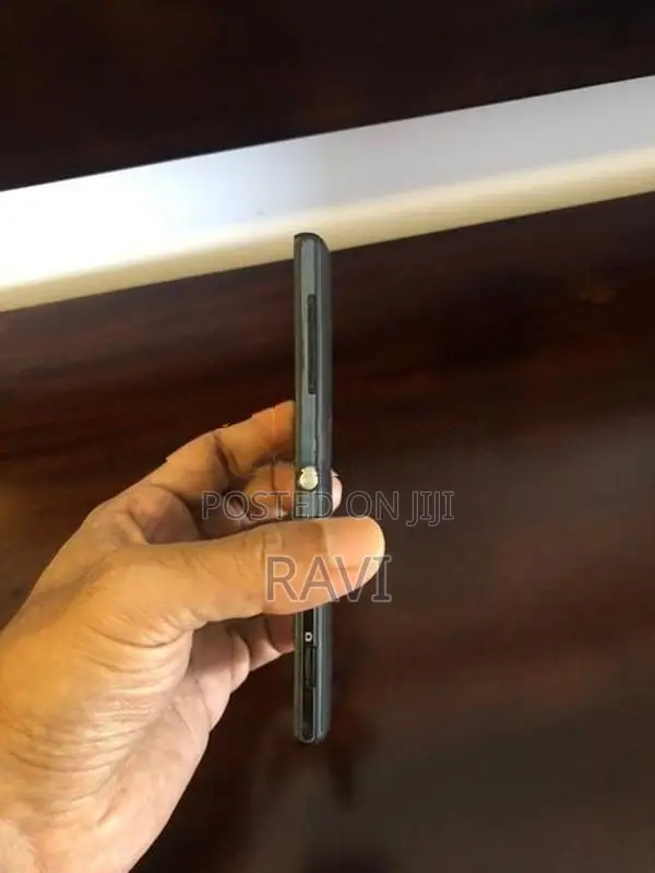 Sony Xperia ZL (Used)