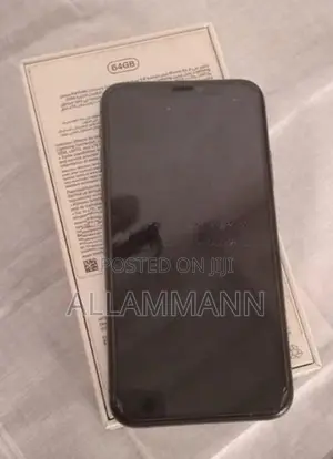 Apple iPhone XS (Used)