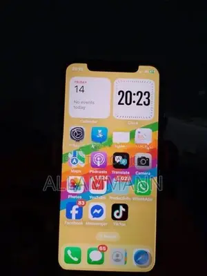 Apple iPhone XS (Used)