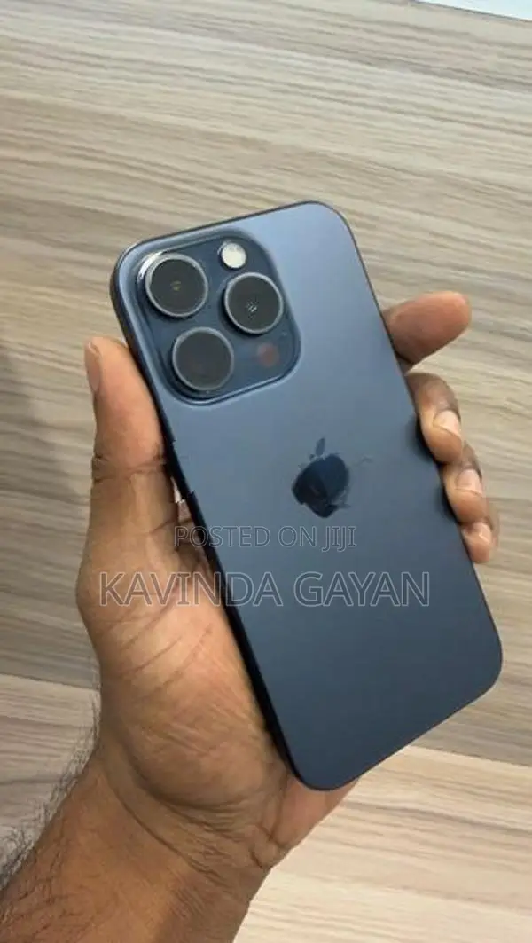 Apple iPhone 15 Pro (Used)
