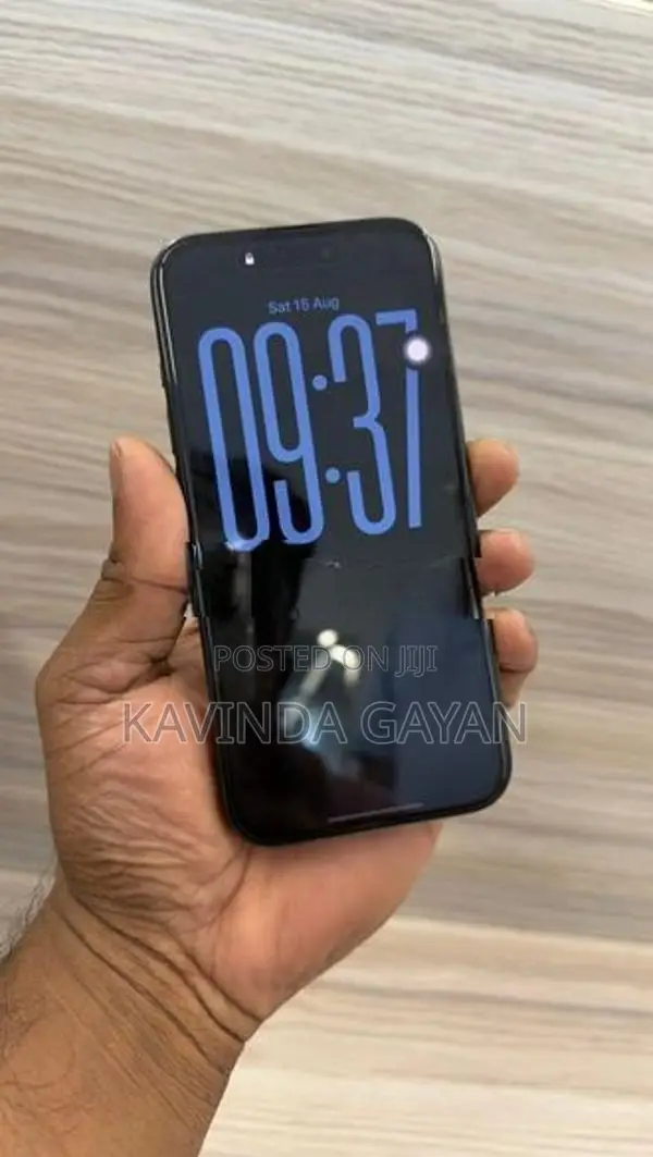 Apple iPhone 15 Pro (Used)