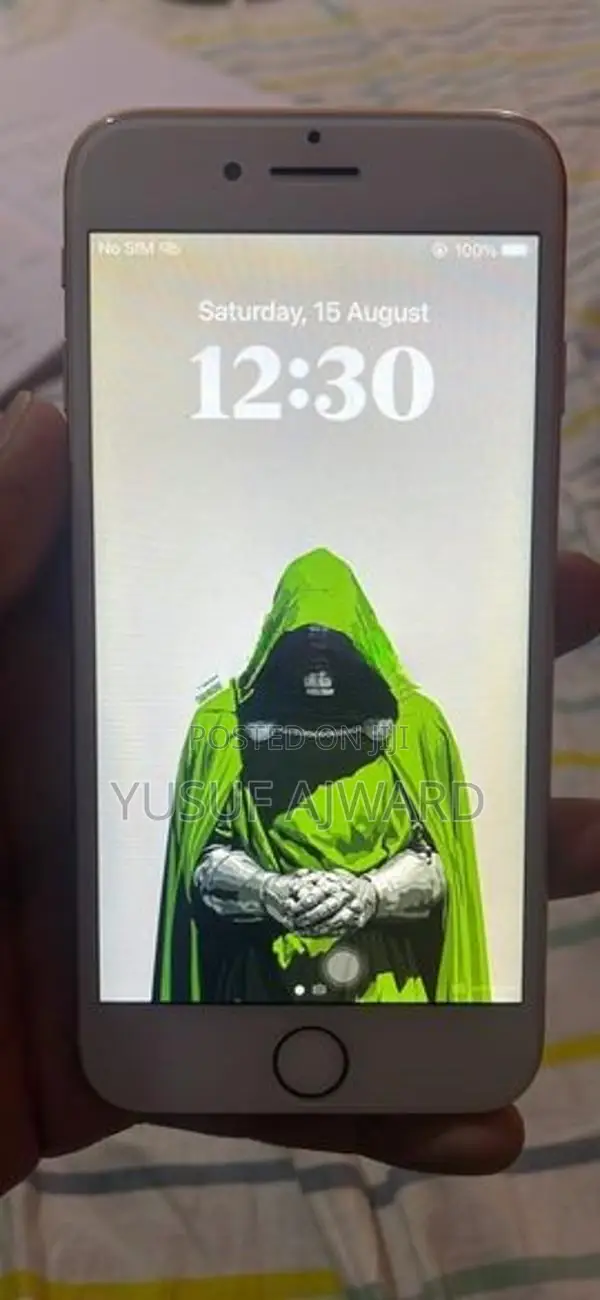 Apple iPhone 8 (Used)