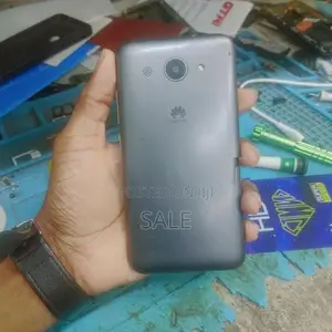 Huawei Y3 (Used)