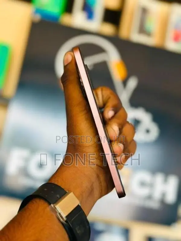 Realme P1 5G 8GB 128GB (Used)