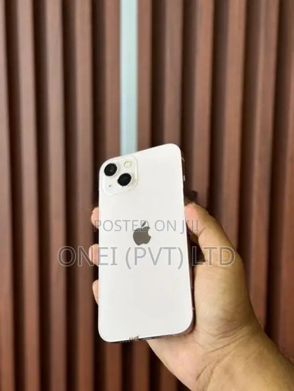 Apple iPhone 13 256GB (Used)