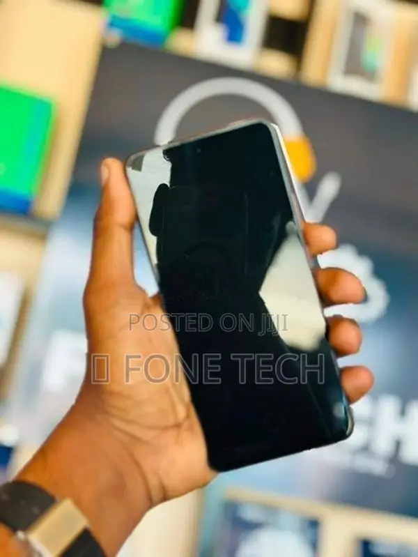Realme P1 5G 8GB 128GB (Used)