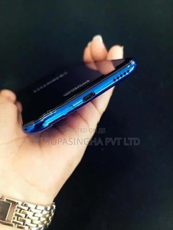 Huawei P Smart 3GB/64GB (Used)
