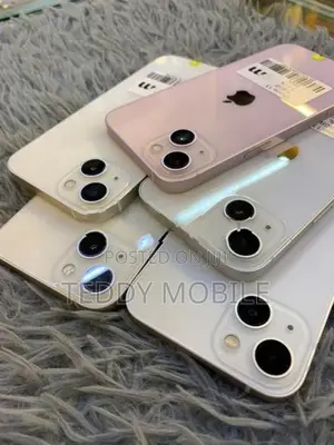 Apple iPhone 13 128GB (Used)