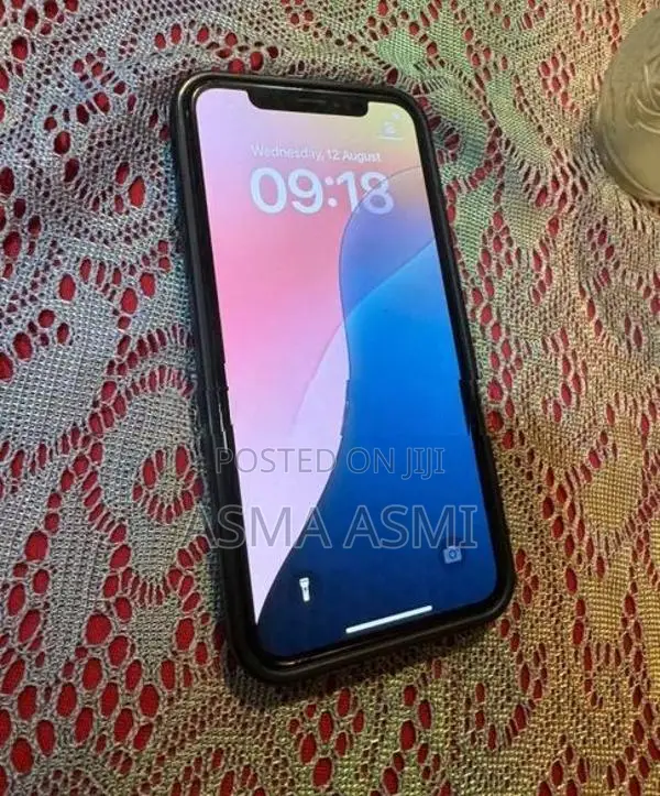 Apple iPhone XS (Used)