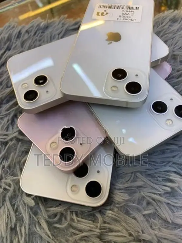 Apple iPhone 13 128GB (Used)