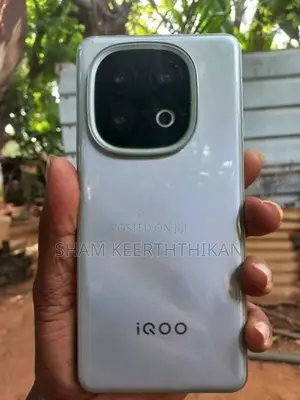 iqoo 13 5G (Used)