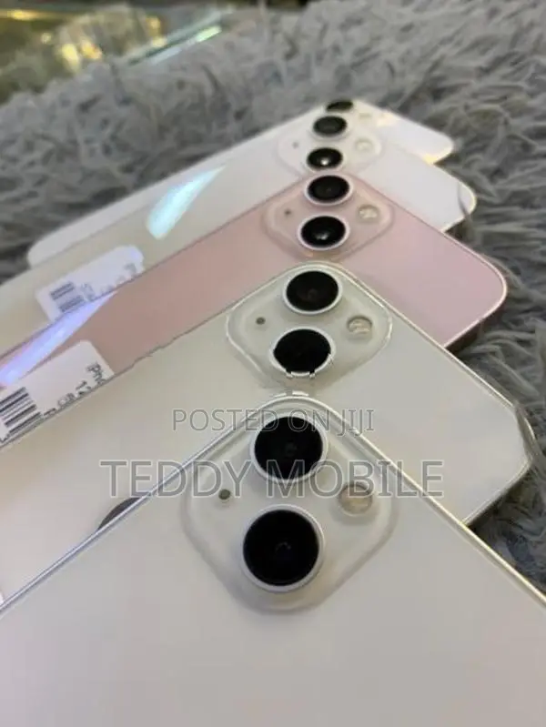 Apple iPhone 13 128GB (Used)