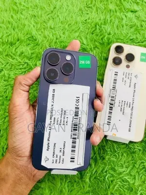Apple iPhone 14 Pro (Used)