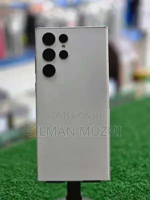 Samsung Galaxy S22 Ultra 256GB (Used)