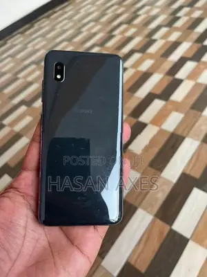 Samsung Galaxy A20 (Used)