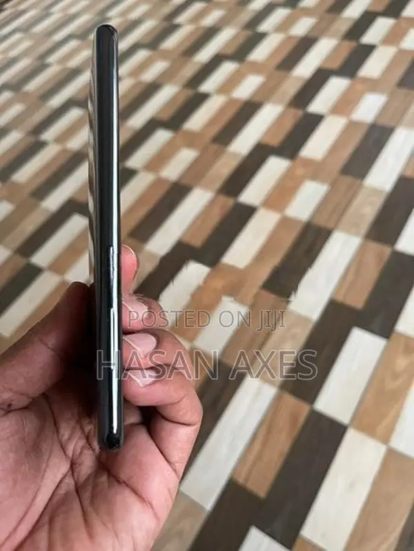Samsung Galaxy A20 (Used)