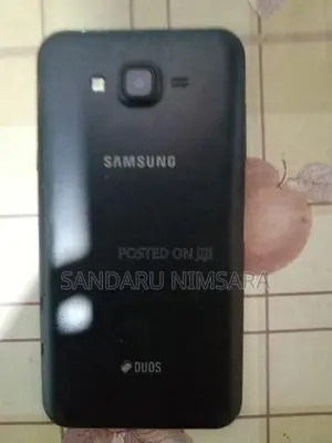 Samsung Galaxy J7 (Used)