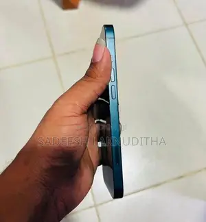 Apple iPhone 13 (Used)