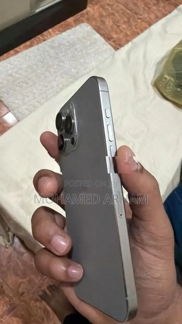 Apple iPhone 15 Pro Max (Used)
