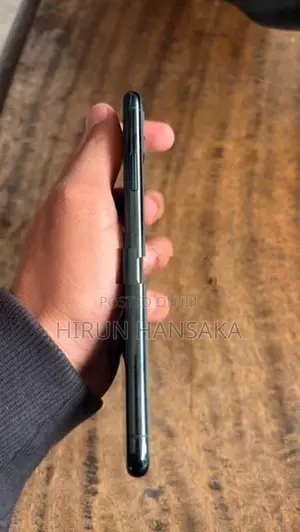 Apple iPhone 11 Pro Max (Used)