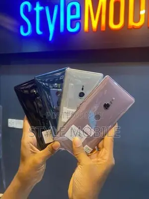Sony Xperia XZ2 4GB 64GB (Used)