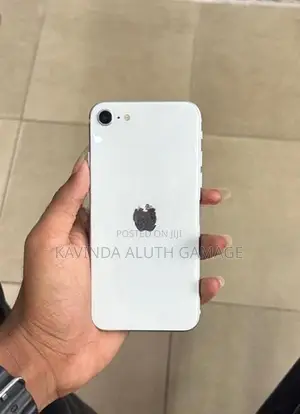 Apple iPhone SE 3 (Used)