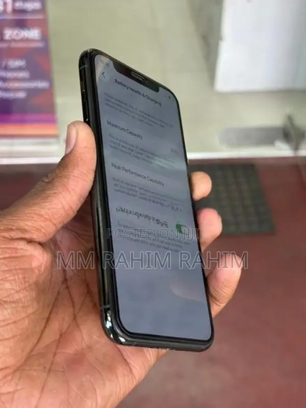 Apple iPhone 11 Pro green edition (Used)