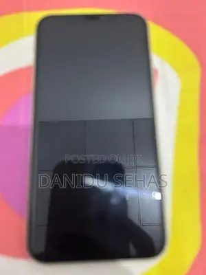 Apple iPhone 11 (Used)