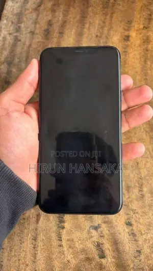 Apple iPhone 11 Pro Max (Used)