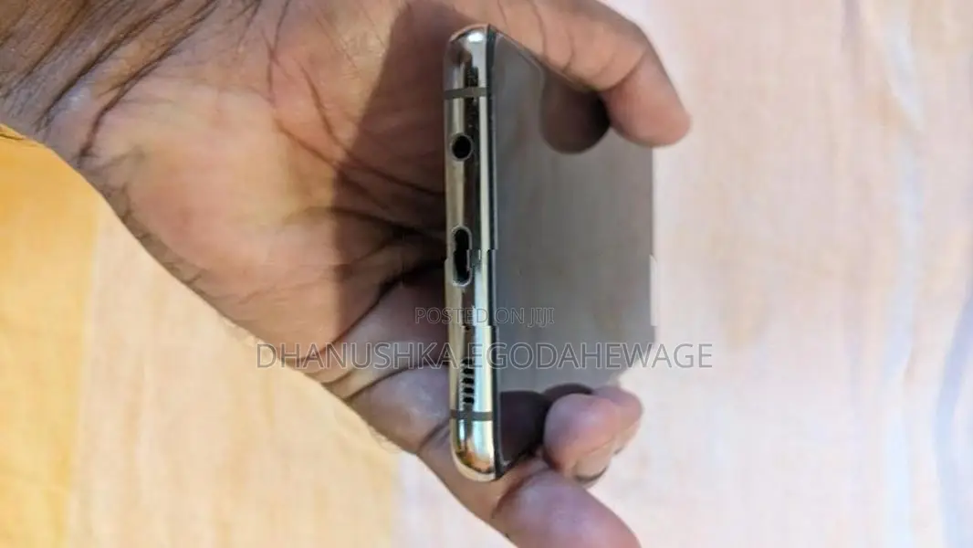 Samsung Galaxy S10 Plus (Used)