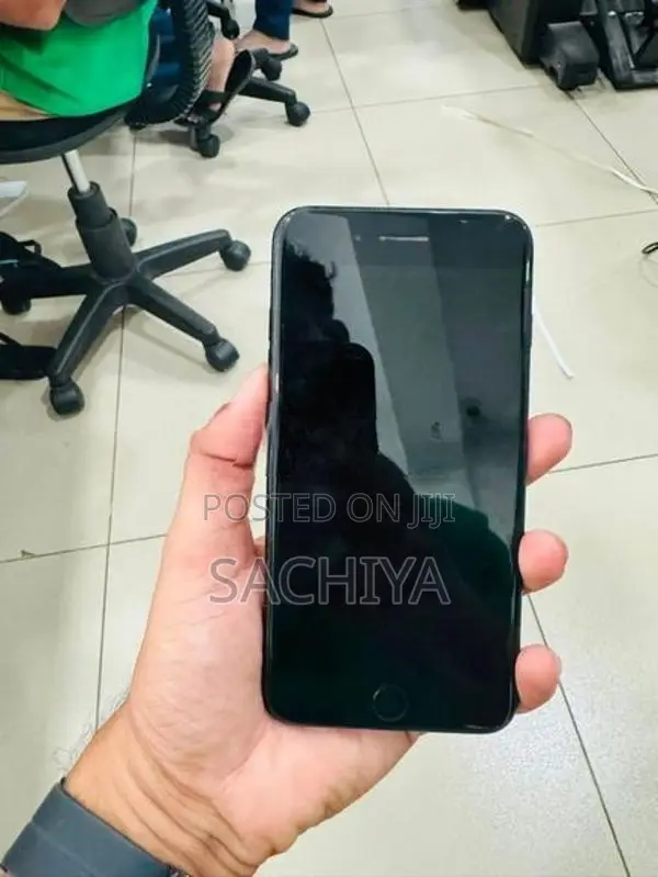 Apple iPhone 7 Plus 128gb (Used)