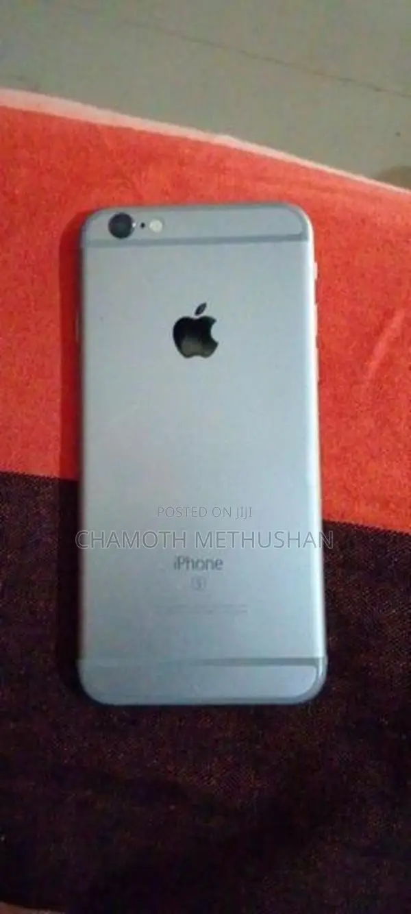 Apple iPhone 6S (Used)