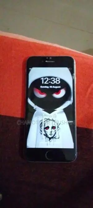 Apple iPhone 6S (Used)