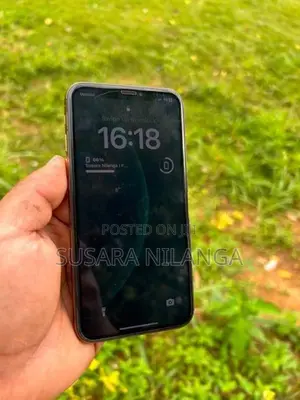 Apple iPhone XS (Used)