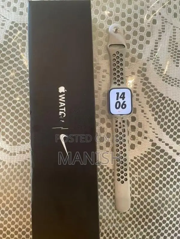 Apple Watch Series 7 Nike Edition (White)