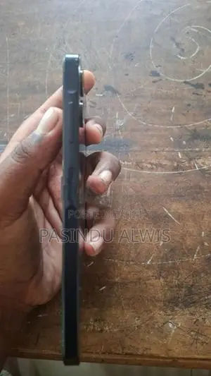 Samsung Galaxy A06 (Used)