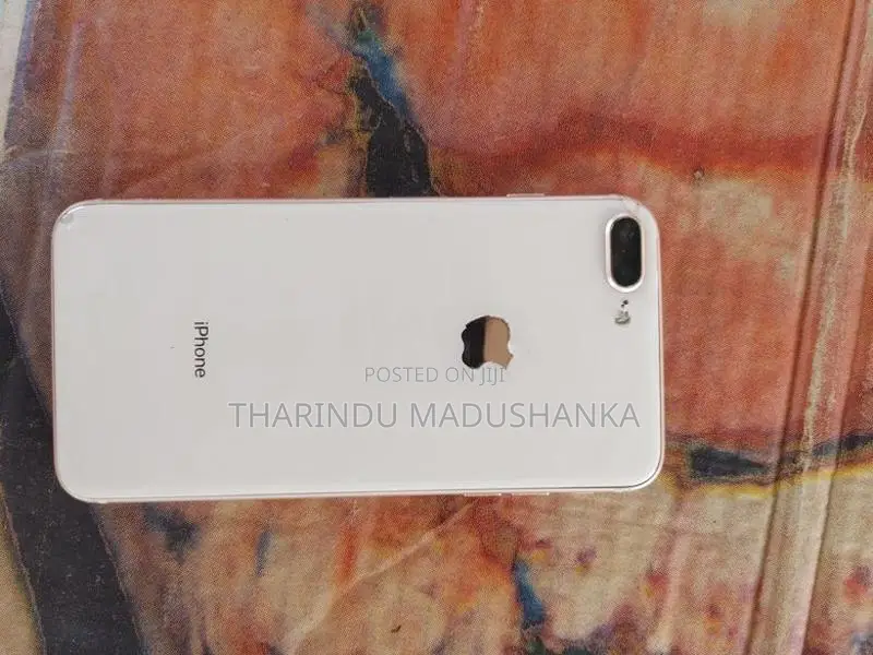 Apple iPhone 8 Plus (Used)
