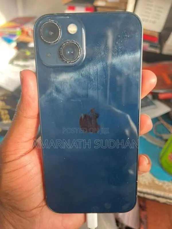 Apple iPhone 13 (Used)