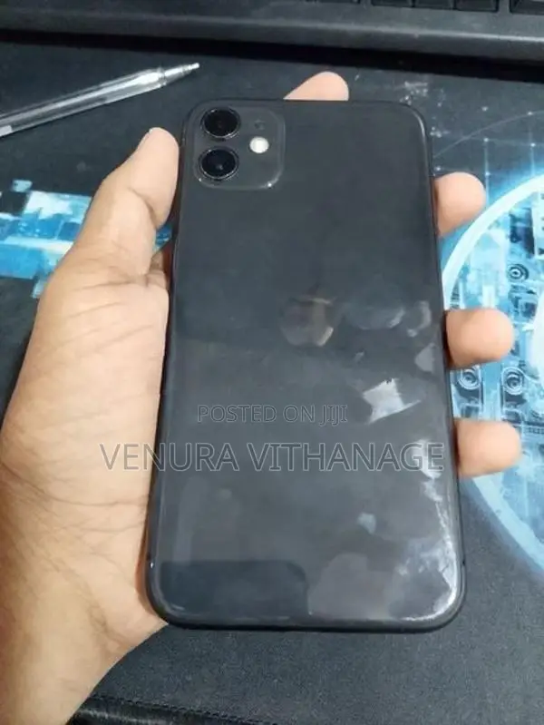 Apple iPhone 11 (Used)