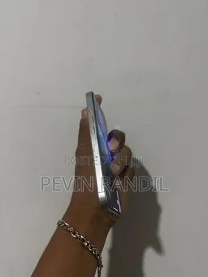 Apple iPhone 16 Pro (Used)