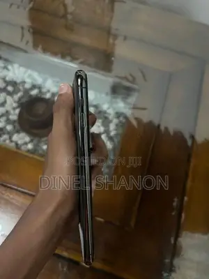 Apple iPhone 11 Pro Max (Used)