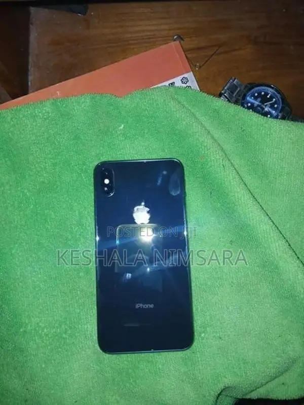 Apple iPhone XS Max (Used)