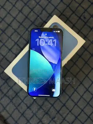 Apple iPhone 13 (Used)