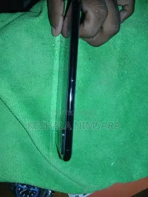 Apple iPhone XS Max (Used)