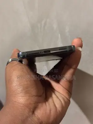Samsung Galaxy S21 5G (Used)