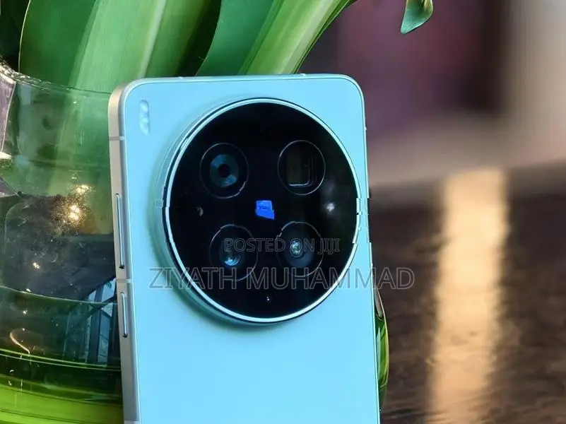 Vivo X300 Ultra 512/16GB (Used)