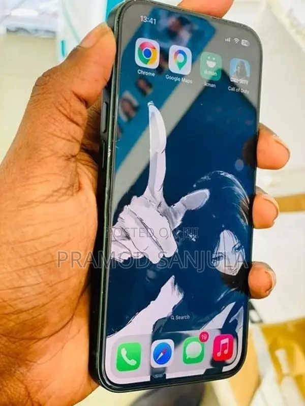 Apple iPhone 13 (Used)